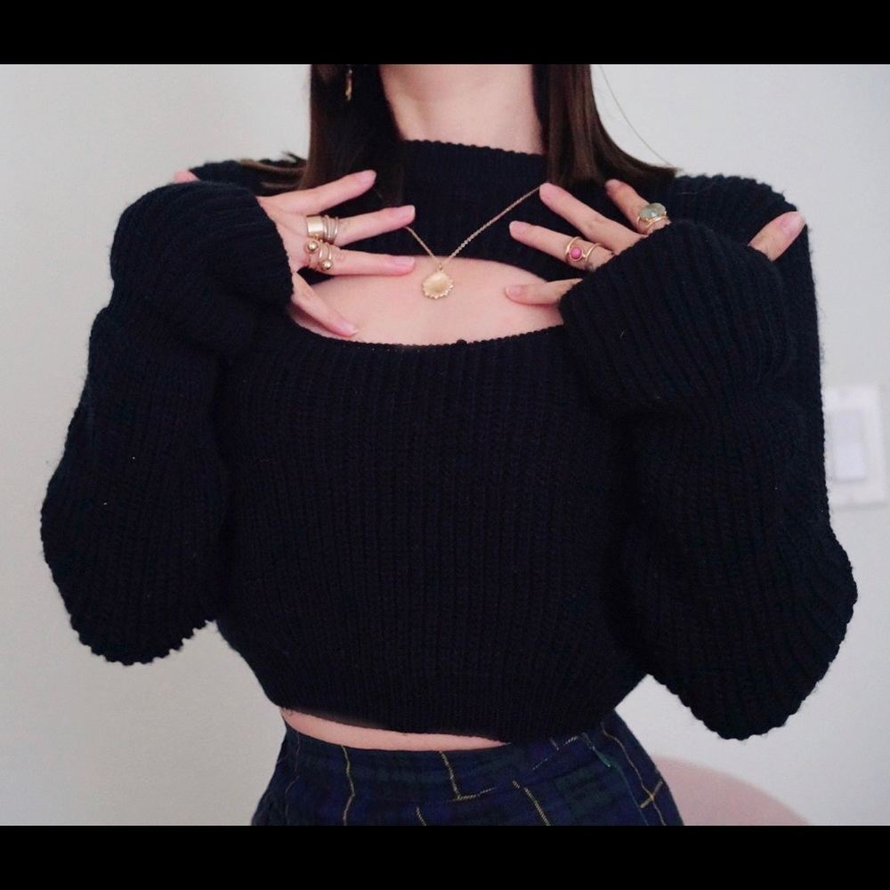 Super Cute Black sweater with open chest design XS